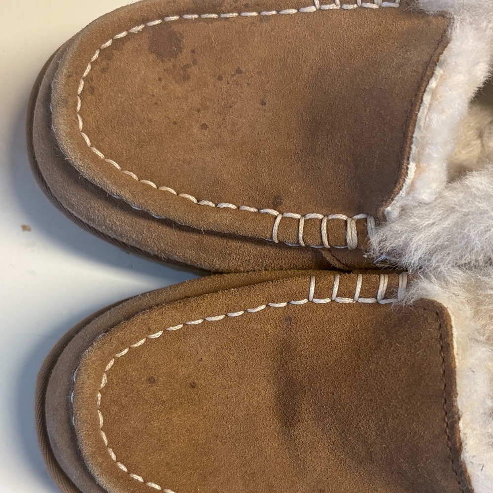 UGG woman Brown Shearling Moccasins - Picture 2 of 4